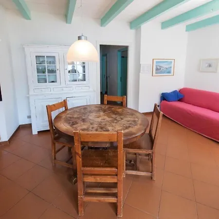 公寓 Ferienwohnung In Mit Grossem Garten